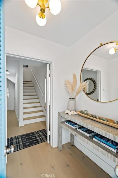 Amazing Location! Luxurious Cottage.ocean Views * Manhattan Beach